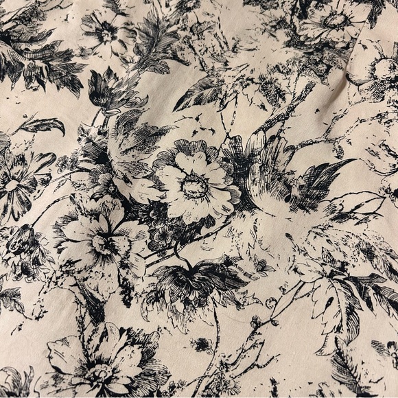 Floral print khaki and black mini skirt New York City and Co - Picture 2 of 7